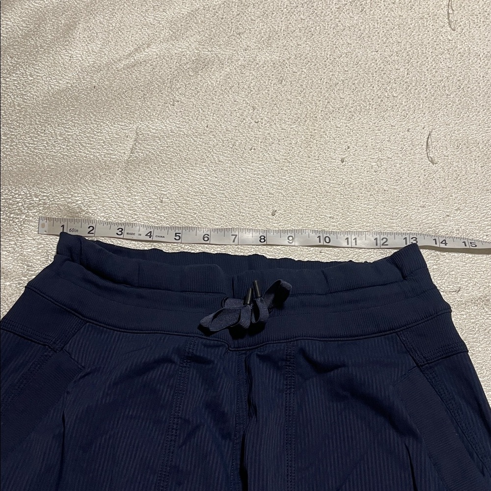 Lululemon Studio Crop - Picture 13 of 13